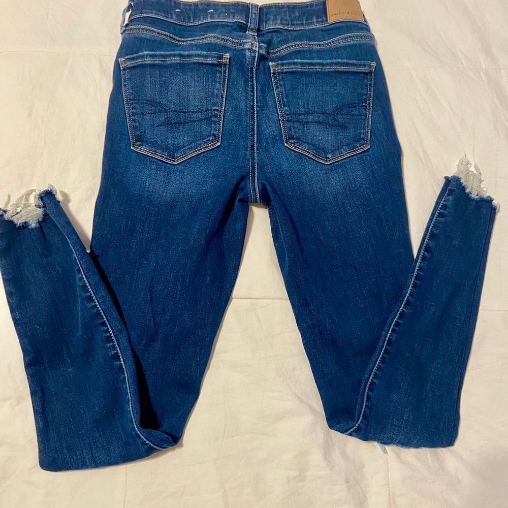 Women’s American Eagle jeans. Size 4 - Picture 2 of 4
